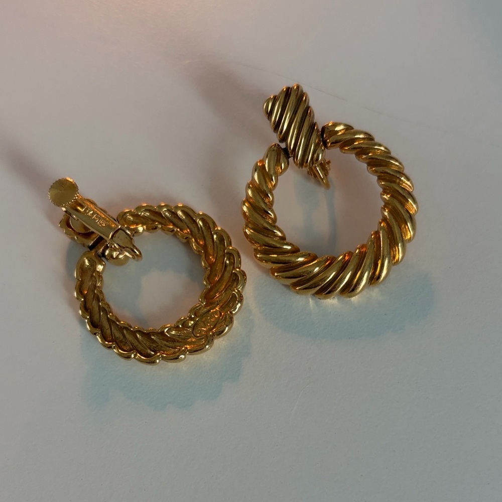 Vintage Napier Twisted Rope Hoop Earrings - Gold tone Twist back - Picture 7 of 7
